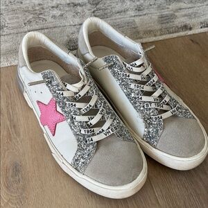 Vintage Havana White and Silver Sneakers